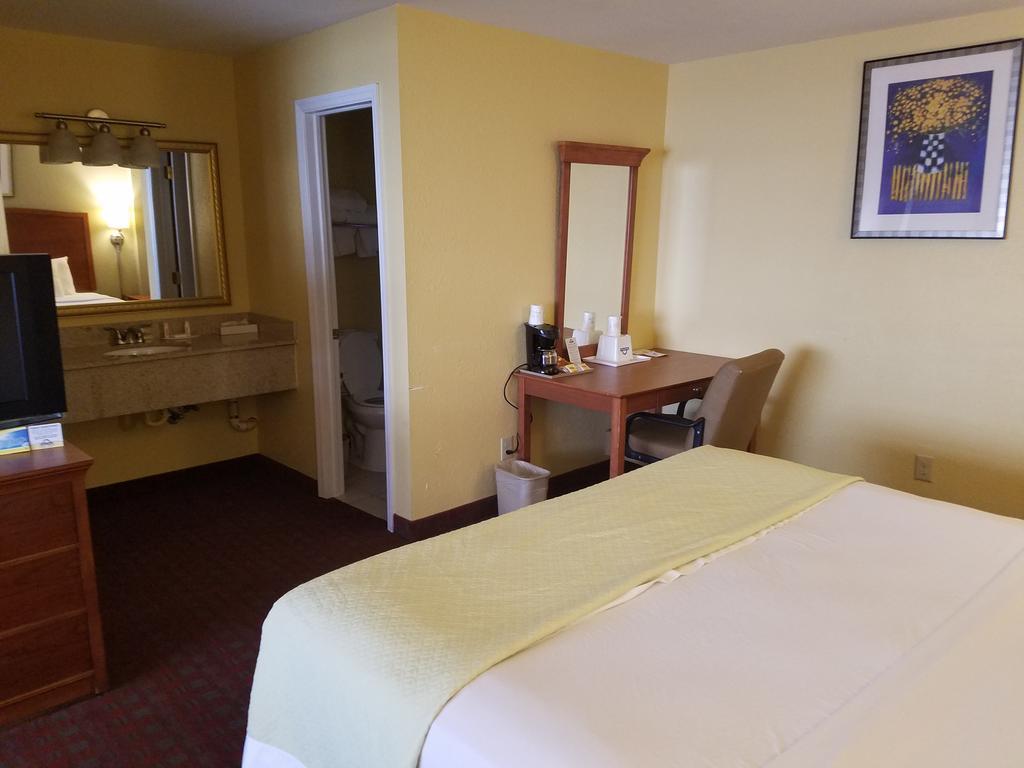 Quality Inn Poughkeepsie Kültér fotó